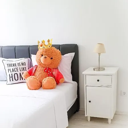 Iskra Apartment *